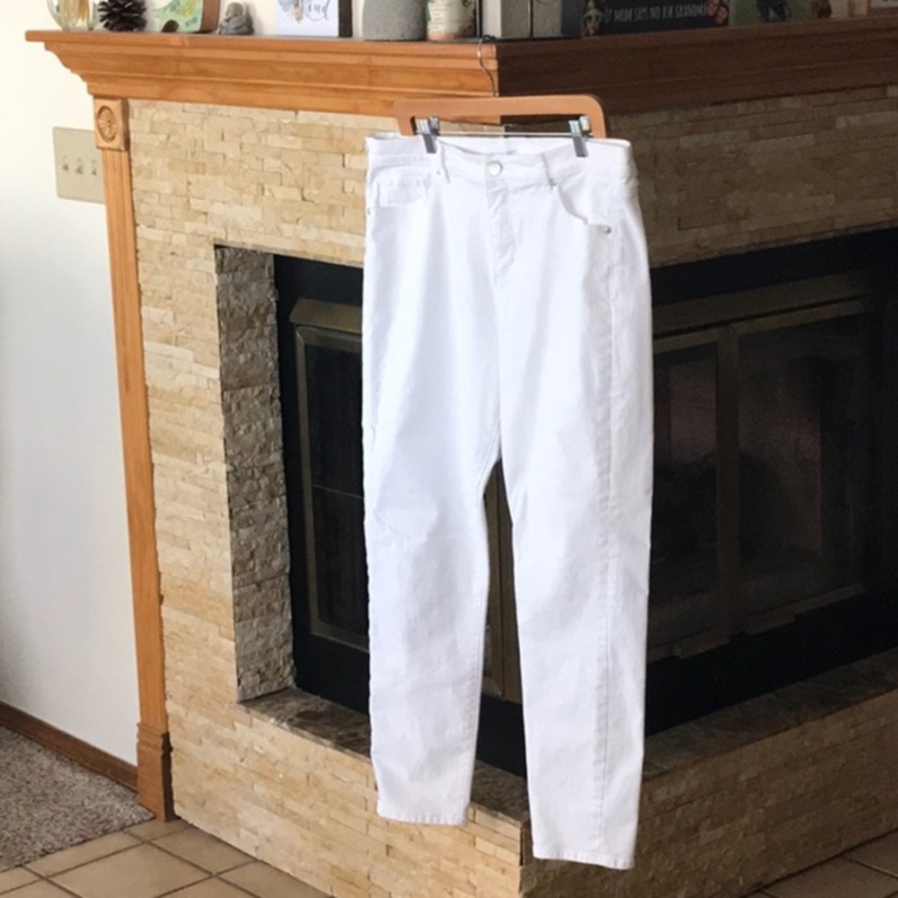 Bright White Loft Jeans